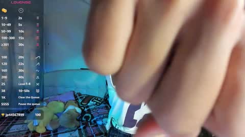 mia3 online show from December 14, 7:30 pm