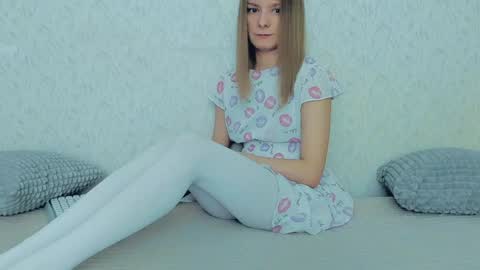 Lily online show from January 13, 9:08 am