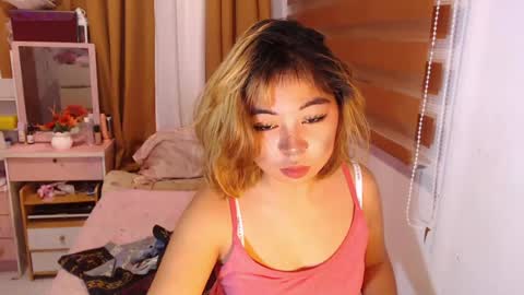 your_lovely_athena online show from July 21, 4:41 pm