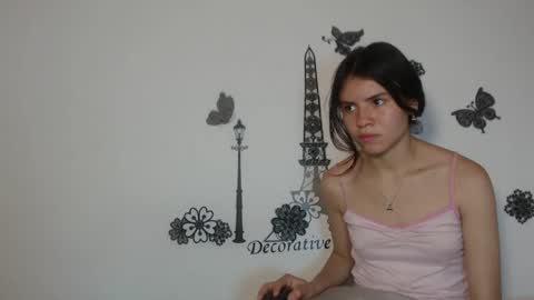 KAREN online show from December 4, 9:13 pm