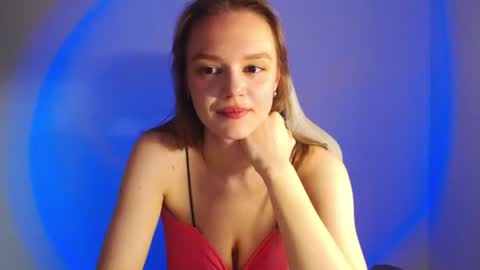 Lana online show from June 19, 9:29 pm