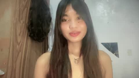 yourehot_sedny online show from June 16, 1:45 pm