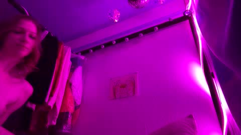 Snapshot of youreinheaven chatting on October 28, 10:54 am youreinheaven online show from October 28, 10:54 am