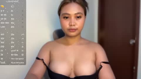 yourfantasyyy_ online show from July 21, 10:21 pm