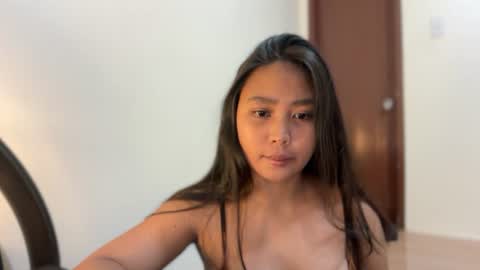 yourfantasyyy_ online show from June 25, 10:22 pm