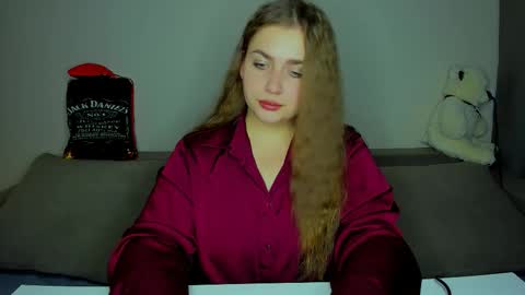 yourgem__ online show from September 18, 9:24 pm