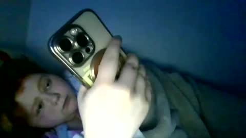 Snapshot of yourgirl_189 chatting on February 23, 4:44 am yourgirl_189 online show from February 23, 4:44 am