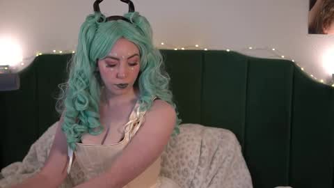 Sarlei Sar-uh-lie online show from October 26, 1:34 am