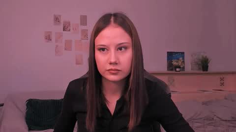Snapshot of yourlovelystreamer chatting on October 10, 1:27 pm Nikol online show from October 10, 1:27 pm