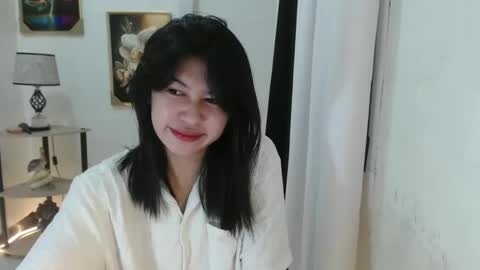 Snapshot of yourprettytrish chatting on February 12, 8:07 pm Trish online show from February 12, 8:07 pm