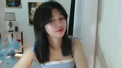 Snapshot of yourprettytrish chatting on February 24, 6:15 pm Trish online show from February 24, 6:15 pm