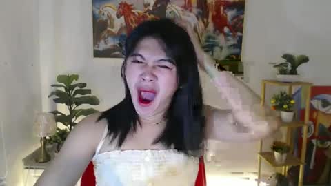 Snapshot of yourprettytrish chatting on January 3, 10:40 pm Trish online show from January 3, 10:40 pm
