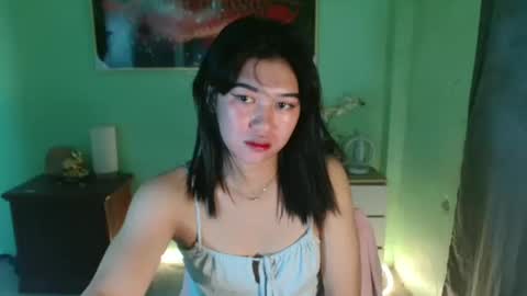 Snapshot of yourprettytrish chatting on January 7, 1:38 am Trish online show from January 7, 1:38 am