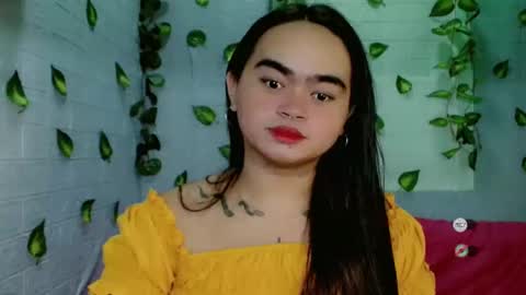 yourprincessthea online show from March 11, 10:40 am