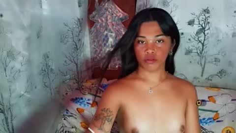 yourqueen_19 online show from May 21, 6:11 am