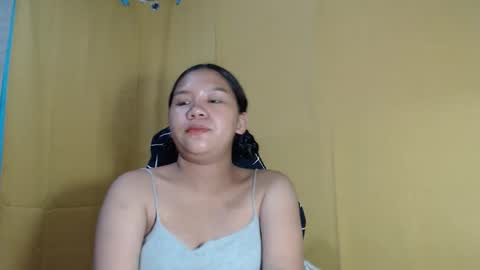 yoursexy_reb online show from March 17, 5:44 am