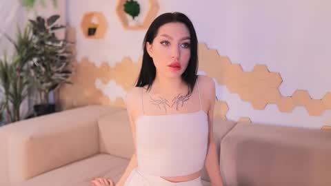 yourstarnmoon online show from September 15, 5:38 am