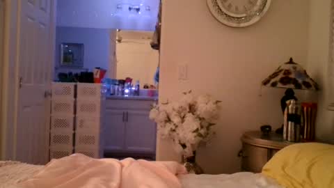 yourthickgingergoddess online show from June 20, 3:54 am