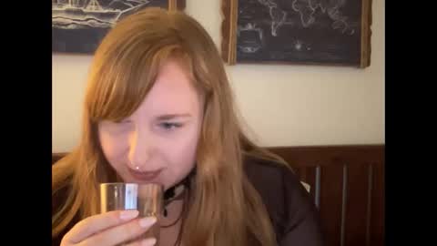 yourthickgingergoddess online show from March 6, 8:37 pm