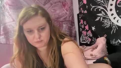 yourthickgingergoddess online show from November 17, 4:08 pm
