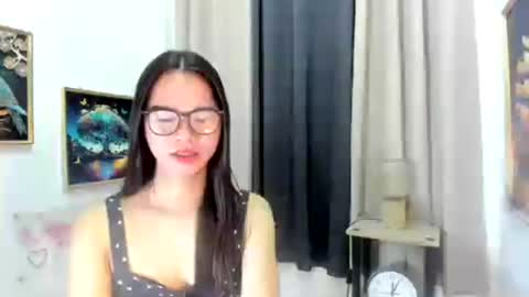 ashy online show from July 28, 12:48 pm