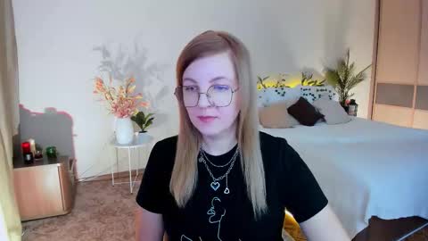 Alice online show from November 15, 9:54 am