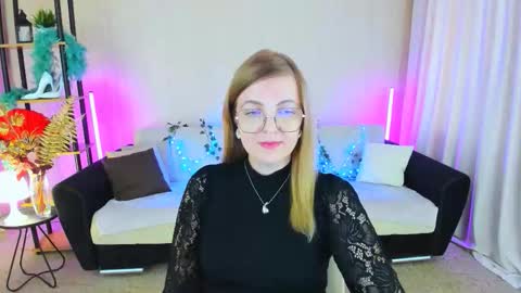 Alice online show from September 13, 9:39 am