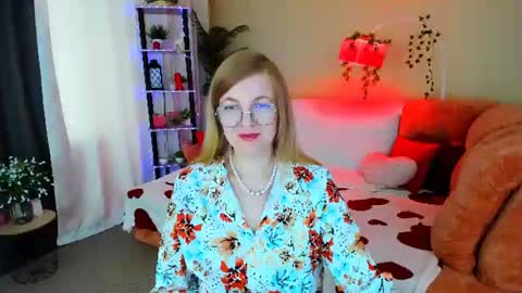 Alice online show from June 14, 4:46 am