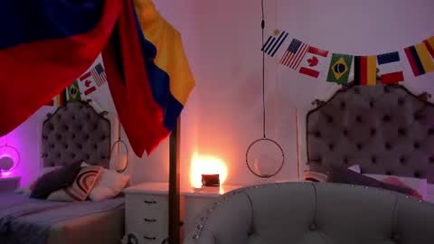 Val online show from June 22, 7:44 pm