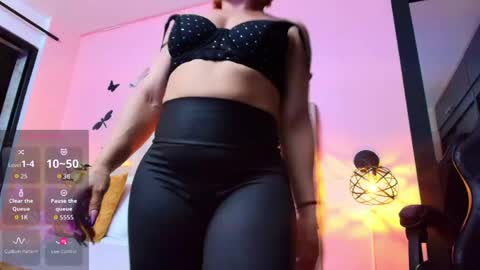 Yulina online show from May 1, 10:57 pm