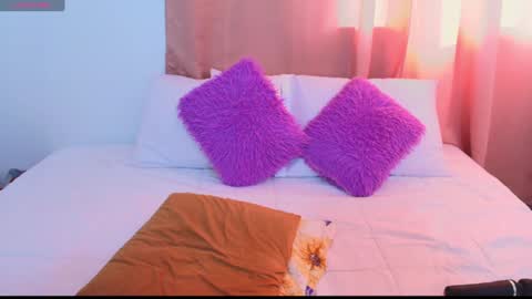 Snapshot of yulina_xue chatting on February 3, 9:29 pm Yulina online show from February 3, 9:29 pm