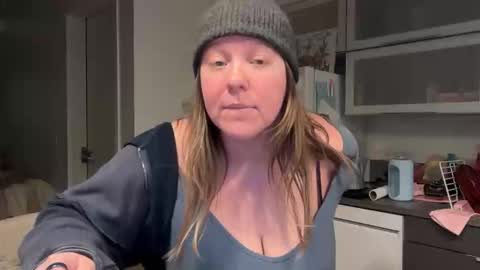 Chelsea online show from March 5, 2:29 am