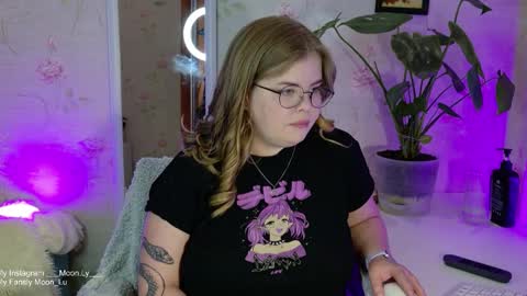 Polly online show from September 18, 1:09 pm