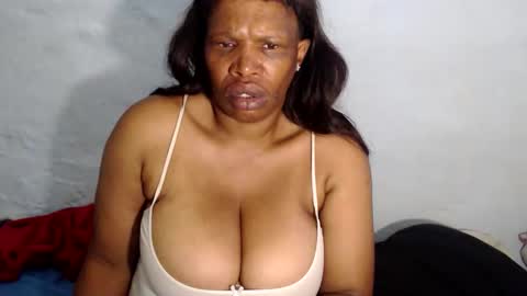 yummytittsxx online show from January 14, 3:22 am