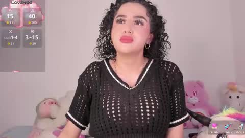 yunahott_ online show from June 29, 5:58 am