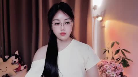 YunEr online show from June 26, 5:20 am