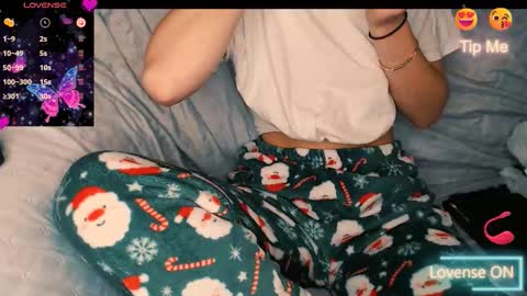 yzza_suave online show from January 6, 3:05 pm