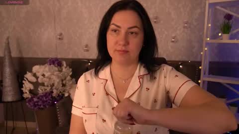 Zafiramoonn online show from January 13, 1:59 pm