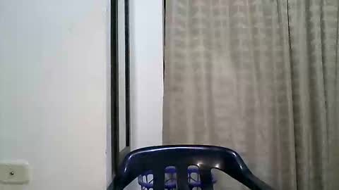 Zafiro online show from May 4, 3:27 pm