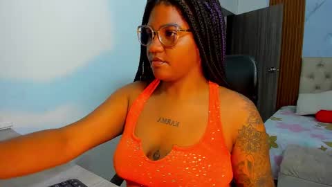 zahra_rose online show from January 6, 7:39 pm