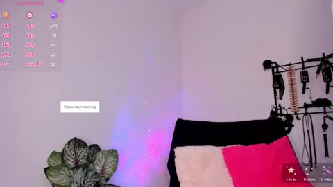 Zaira  online show from March 14, 7:09 am