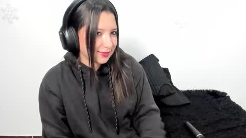 zammii69 online show from January 12, 9:20 pm