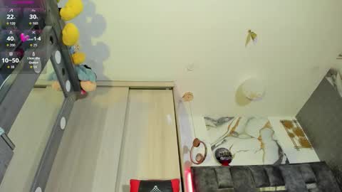 Snapshot of zandraa_milf chatting on October 7, 11:58 am Zandra online show from October 7, 11:58 am