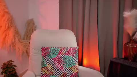 Zara Nova online show from July 5, 3:35 am