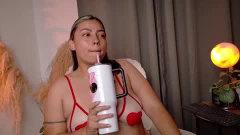 Zara Nova online show from June 25, 1:38 am