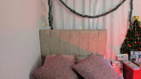 Snapshot of zaradulce chatting on December 16, 1:00 pm Zara . online show from December 16, 1:00 pm