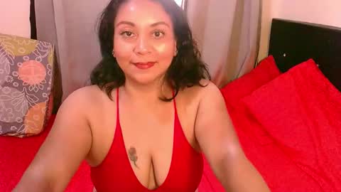 Snapshot of zaray_45bella chatting on September 29, 9:20 pm zaray online show from September 29, 9:20 pm