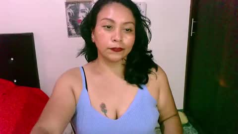 Snapshot of zaray_45bella chatting on October 2, 11:10 pm zaray online show from October 2, 11:10 pm