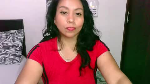 Snapshot of zaray_45bella chatting on March 6, 11:09 pm zaray online show from March 6, 11:09 pm