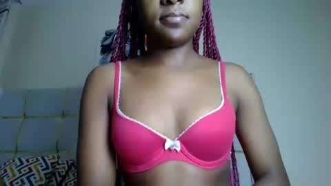 zariah online show from July 11, 9:48 pm